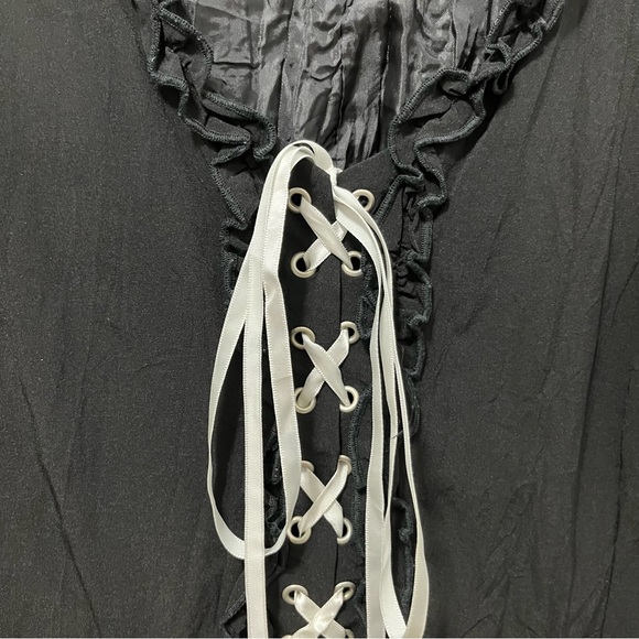 *GOTHIC LACE UP FRONT AND BACK MAXI DRESS BY CLAIRE FRANCE - Picture 4 of 17